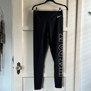 Nike work out legging.